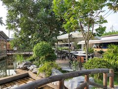 -花溪雨·森林餐厅(石基店)