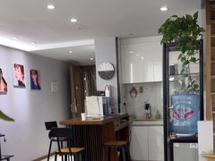 -ME觅妆·定制美妆·彩妆私教(菱角湖店)