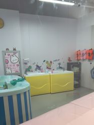 -海豚湾婴儿游泳(塘沽店)