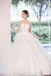 -艾米丽婚纱礼服
