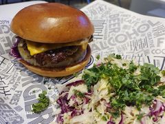 -TRIPS BURGER(大钟寺店)