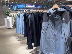 -迪桑特DESCENTE(北京三里屯BLANC店)