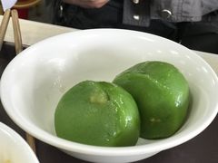 咸蛋黄肉松青团-常州糕团店(北大街新世纪商城店)