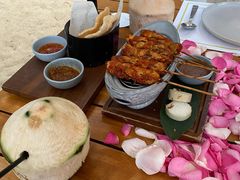 -三亚艾迪逊酒店·海滩烧烤 BARBACOA·现场乐队·浪漫晚餐·烧烤海鲜