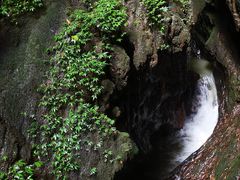 -龙水峡地缝景区