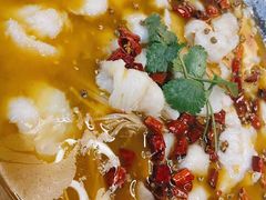 椒麻泉水鱼-靓蛙馆