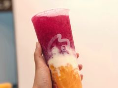 红果小姐姐-CoCo都可(北京西站北广场店)