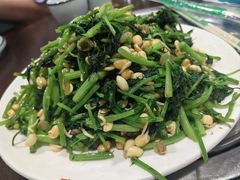 -金卯白肉罩火烧