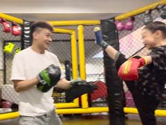 -思迈威健身(积玉桥万达店)