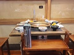 -沸炉重庆老火锅(军事博物馆店)