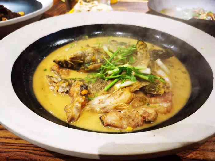 丰盛小馆(梅溪湖店)-"还不错,湘菜口味,感觉猪脚卤的比较好不肥.