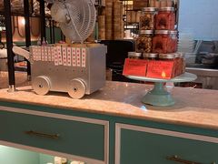 -唐宫小聚(新港中心店)