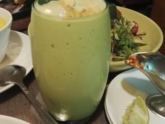 牛油果香蕉奶昔-卡朋西餐(较场西路店)