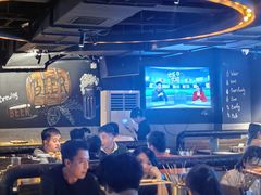 -麦凯伦烧烤·精酿超级工厂店(金桥总店)