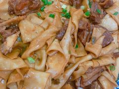 -壹阁胡羊焖饼(特色小吃街店)