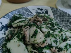 荠菜肉丝笋丝炒年糕-小实惠嘉(威海路店)