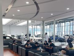-杭州中升之星奔驰4S店(滨江店)