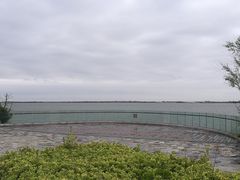 -上海滴水湖皇冠假日酒店