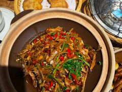 -吃饭皇帝大土家民族菜(荟聚店)