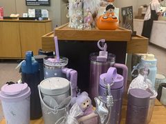 -星巴克臻选(深圳龙华红山天虹店)