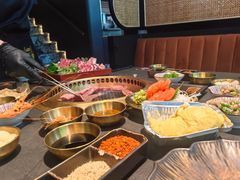 -铭牛烧肉·和牛海鲜自助(高新月牙湖店)