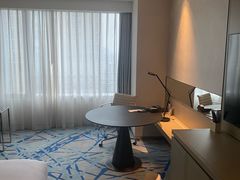 -上海漕河泾万丽酒店