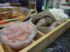-渝里重庆火锅(航天城店)
