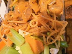 -聚合鑫东北熏酱熟食麻辣面(长阳店)