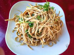 -鸿亨泰杂鱼馆(港馨家园店)