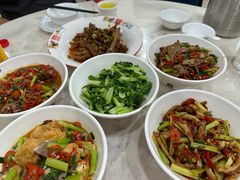 -红色湘菜馆(春风店)