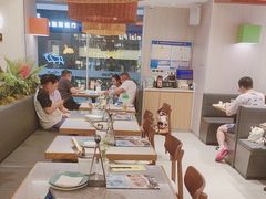 -菲滋意式休闲餐厅(北仑银泰城店)