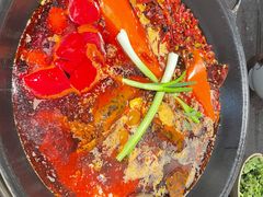 -四小区火锅·巷子里的重庆火锅(花照壁店)