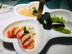 招牌小龙虾红汤泡饭-蜜桃花开·中西融合菜E&W(南长街店)