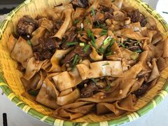 -壹阁胡羊焖饼(特色小吃街店)
