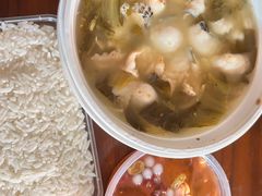 红豆乌龙冰粉-姚姚酸菜鱼·金戈戈香港豉油鸡(喜荟城联名店)