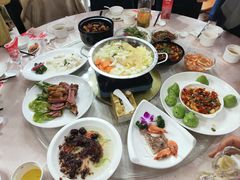 -粮食酒店