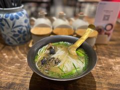 鸡汤米线-都氏二当家(九方店)