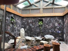 -水底山庄园温泉
