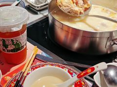 -尚尚仙·酸汤猪手·猪肚鸡火锅(华联万柳购物中心店)