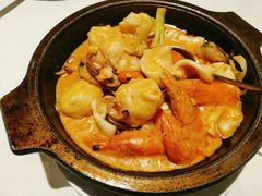 金牌榴莲酥-唐宫海鲜舫