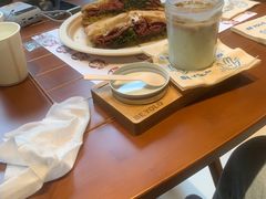 -BE YOLO必有乐&小红帽三明治