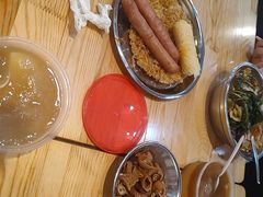 -柳州肥姨妈大骨螺蛳粉(东靖路店)