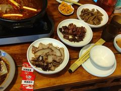 -老鼎万春卤菜(五代传承创始老店)