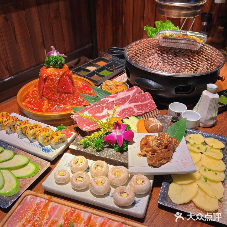 这家接地气的烧肉店，包揽我的姐妹局！