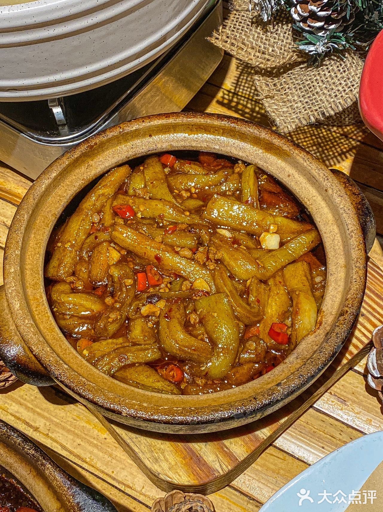在武汉昙华林！圣诞冰糖葫芦！快去吃！！！