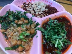 -两角签串串香十一年老字号(机场路店)