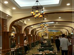 大堂-清真·玛丽亚新疆菜主题餐厅(浙江中路店)