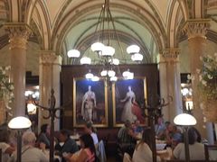 -中央咖啡馆