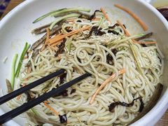 鸡丝凉米线-云海肴·汽锅鸡·云南代表菜(天山百盛优客店)