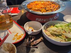 -胖哥俩肉蟹煲(济南世茂国际广场店)